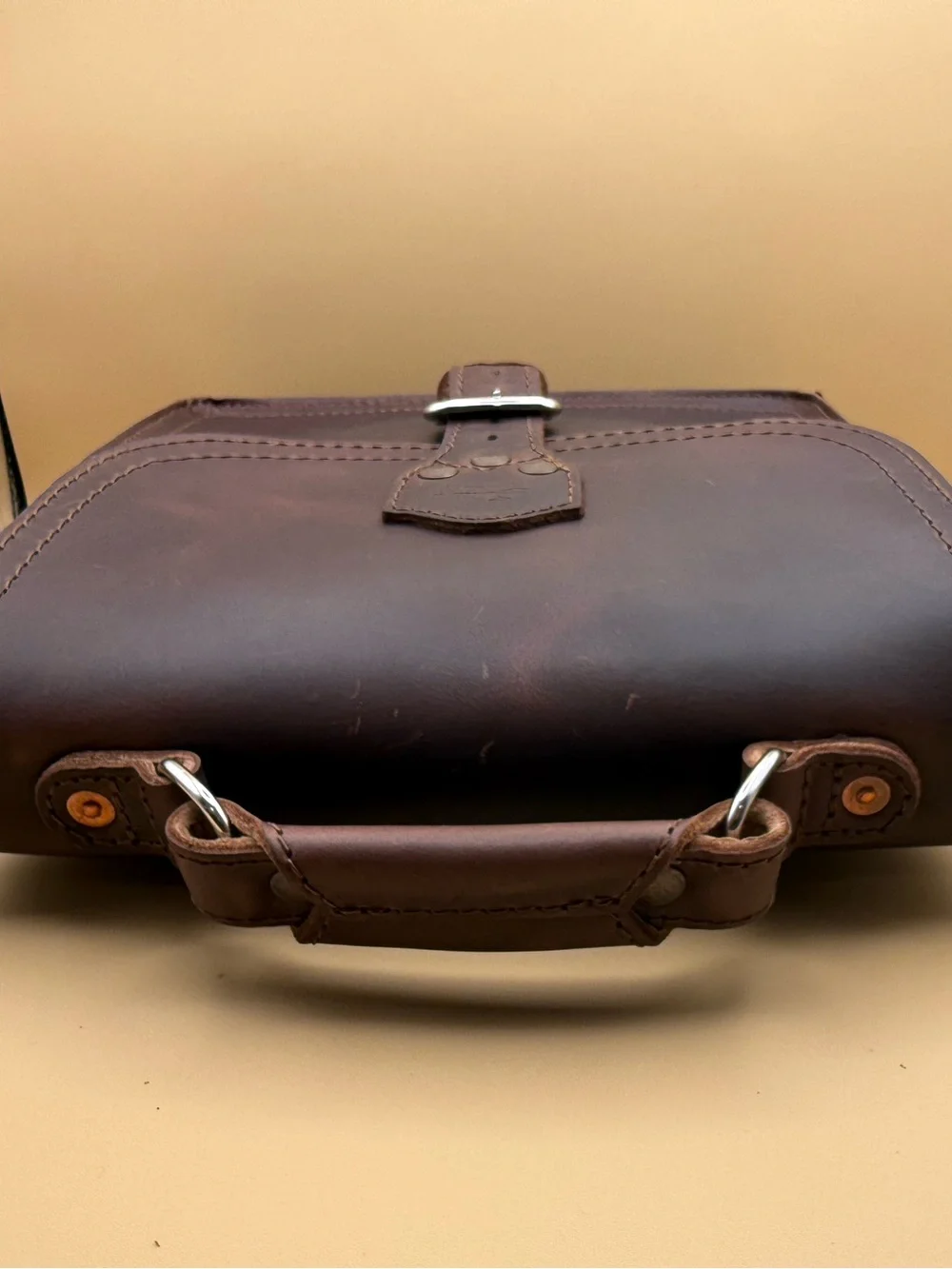 Saddleback Leather Indiana Satchel Dark Coffee Brown Blue Logo